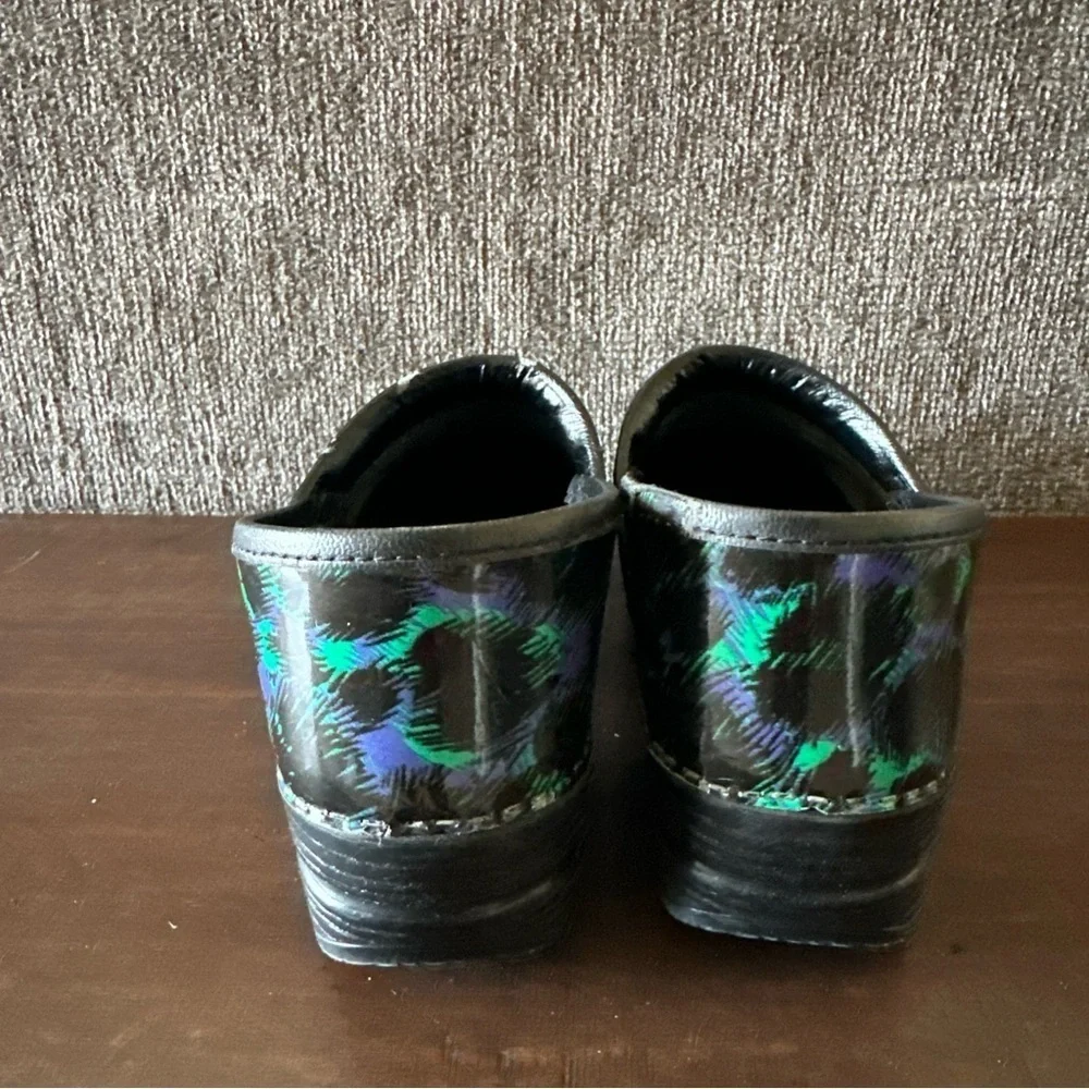 Dansko Professional Nurse Clogs Women's Size EU 38 US 7 Multi Colored Comfort